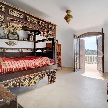 Huge Golf With One Of Marbella Biggest Spas Villa Estepona