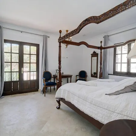 Villa Huge Golf With One Of Marbella Biggest Spas Estepona