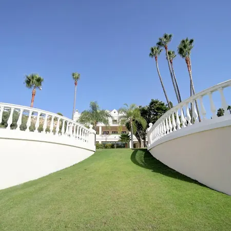 Villa Huge Golf With One Of Marbella Biggest Spas